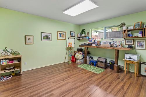 1629 Ainsworth Avenue, Riondel, BC - Indoor