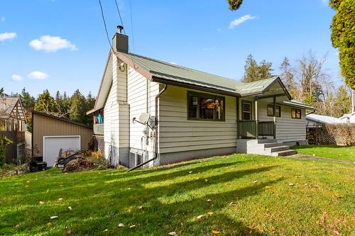 1629 Ainsworth Avenue, Riondel, BC - Outdoor