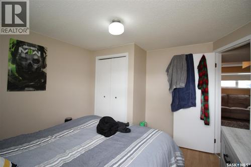 622 9Th Street W, Shaunavon, SK - Indoor Photo Showing Bedroom