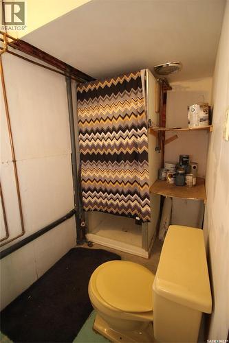 622 9Th Street W, Shaunavon, SK - Indoor