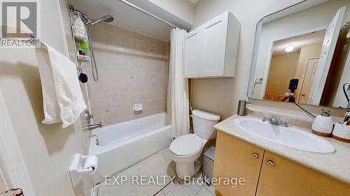 96 Conn Smythe Drive, Toronto, ON - Indoor Photo Showing Bathroom