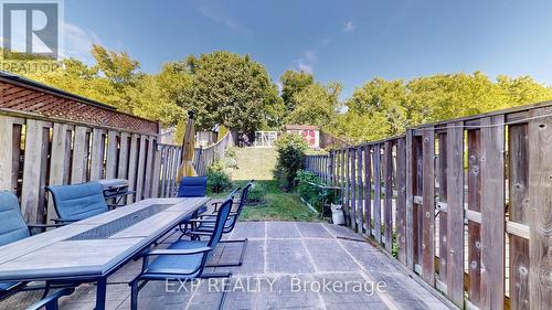 96 Conn Smythe Drive, Toronto, ON - Outdoor