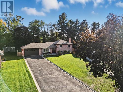 21 VALENTINI AVENUE  East Gwillimbury, ON L9N 1H8
