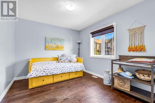 235 Bellagio Avenue, Hamilton, ON - Indoor Photo Showing Bedroom