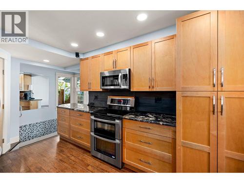 12313 Kalavista Drive, Coldstream, BC - Indoor Photo Showing Kitchen