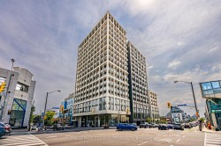 PH10-2020 Bathurst Street  Toronto, ON M5P 0A6
