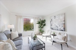 153 Stickwood Court  Newmarket, ON L3Y 5V2