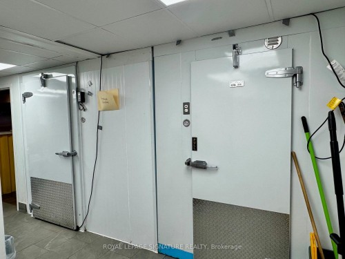 47 Lakeshore Road E, Mississauga, ON 