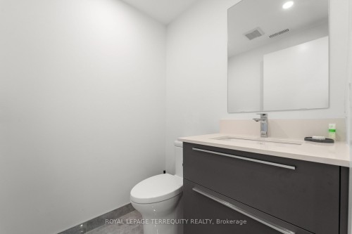 43 Rockmount Crescent, Gravenhurst, ON - Indoor Photo Showing Bathroom