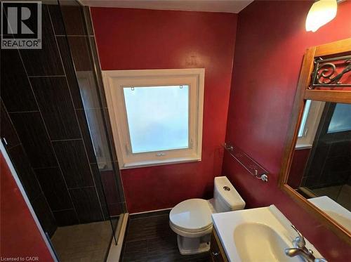 1568 Cawthra Court, Mississauga, ON - Indoor Photo Showing Bathroom