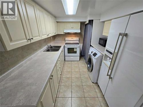 1568 Cawthra Court, Mississauga, ON - Indoor Photo Showing Laundry Room