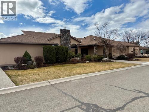 Club house with pool - 1201 Cameron Avenue Unit# 132, Kelowna, BC - Outdoor