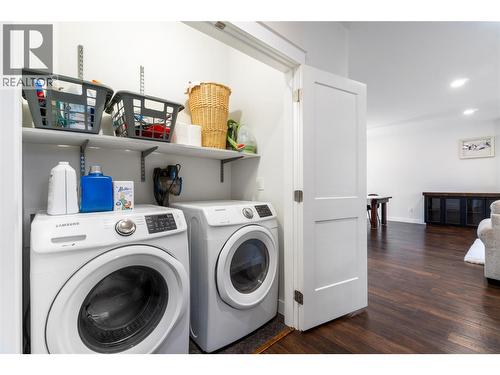 1140 23 Street Se, Salmon Arm, BC - Indoor Photo Showing Laundry Room