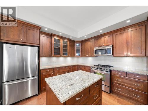 385 Riverwind Drive, Chase, BC - Indoor Photo Showing Kitchen