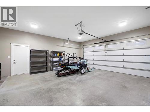 385 Riverwind Drive, Chase, BC - Indoor Photo Showing Garage