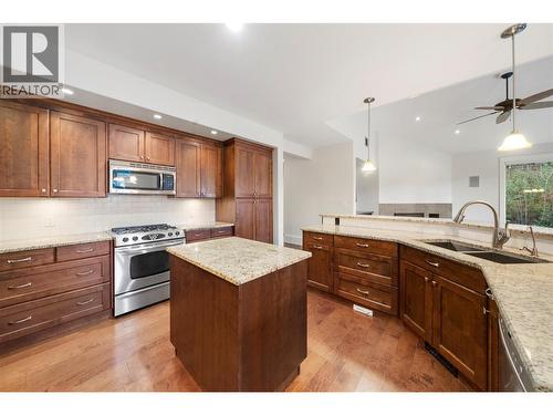 385 Riverwind Drive, Chase, BC - Indoor Photo Showing Kitchen With Double Sink