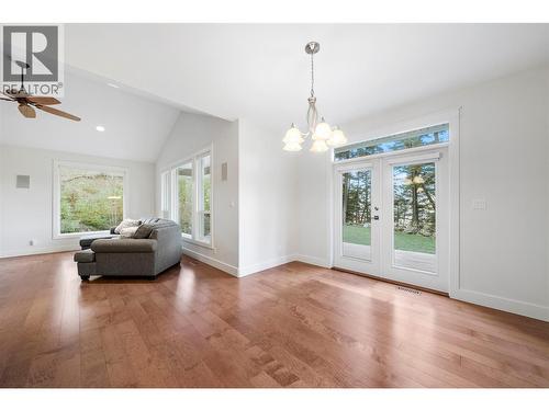 385 Riverwind Drive, Chase, BC - Indoor