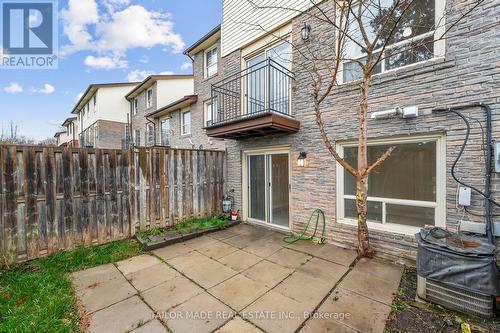 Fully fenced back yard - 38 Collins Crescent, Brampton, ON - Outdoor