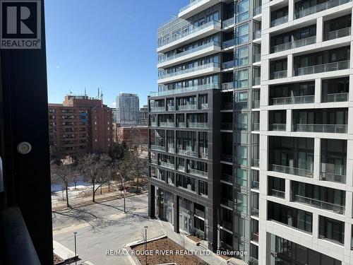 531 Se - 60 Princess Street, Toronto, ON - Outdoor With Balcony