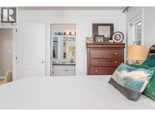 401 Browne Road Unit# 9, Vernon, BC - Indoor Photo Showing Bedroom