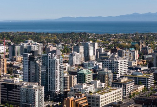 1408-777 Herald St, Victoria, BC - Outdoor With View