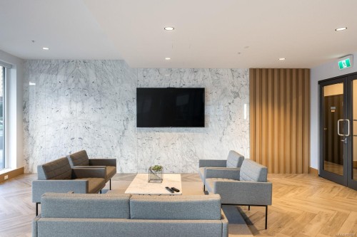 1408-777 Herald St, Victoria, BC - Indoor Photo Showing Living Room