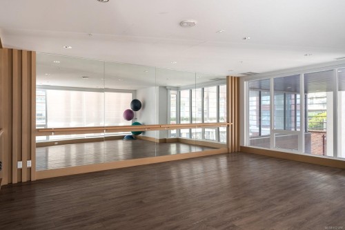 1408-777 Herald St, Victoria, BC - Indoor Photo Showing Other Room