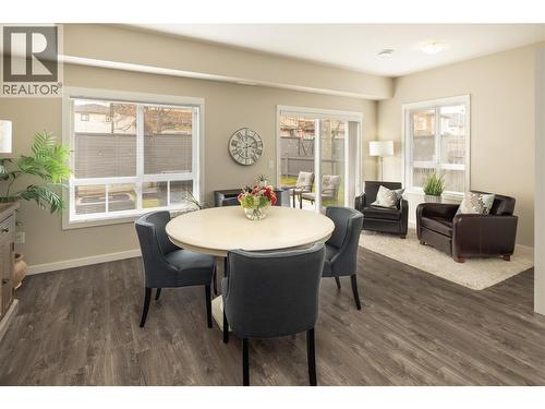 680 Old Meadows Road Unit# 81, Kelowna, BC - Indoor Photo Showing Dining Room
