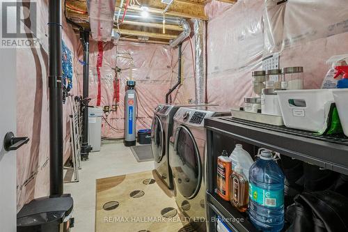 226 Amand Drive, Kitchener, ON - Indoor Photo Showing Laundry Room