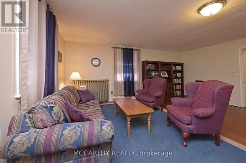 2nd large offce on second floor - 318 Main Street E, Shelburne, ON 