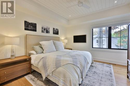 1489 Mildmay Court, Mississauga, ON - Indoor Photo Showing Bedroom