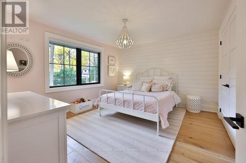 1489 Mildmay Court, Mississauga, ON - Indoor Photo Showing Bedroom