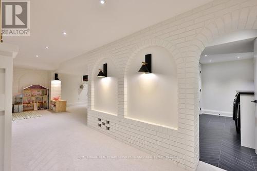 1489 Mildmay Court, Mississauga, ON - Indoor Photo Showing Other Room