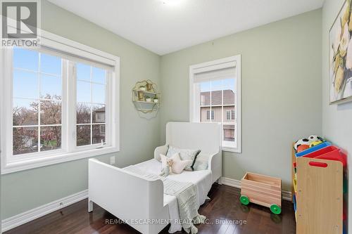80 - 1401 Plains Road E, Burlington, ON - Indoor Photo Showing Bedroom