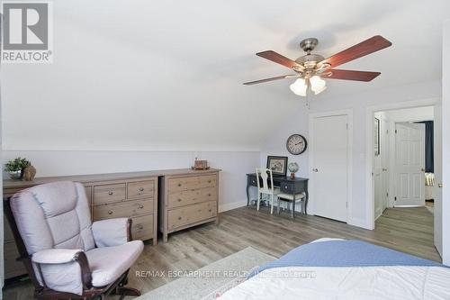 52 Sylvia Crescent, Hamilton, ON - Indoor Photo Showing Bedroom