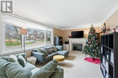 52 Sylvia Crescent, Hamilton, ON - Indoor Photo Showing Living Room With Fireplace