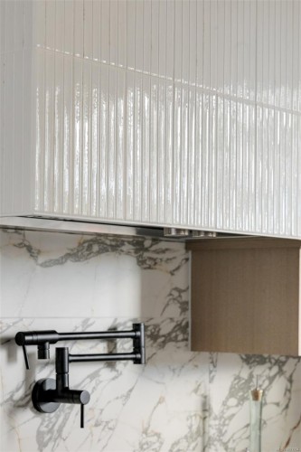 4-5032 Wesley Rd, Saanich, BC - Indoor