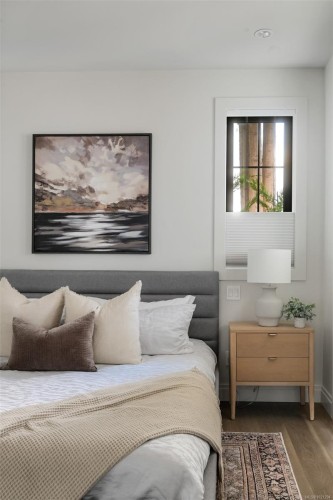 4-5032 Wesley Rd, Saanich, BC - Indoor Photo Showing Bedroom