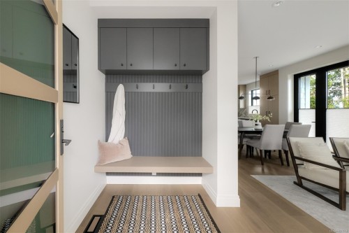 4-5032 Wesley Rd, Saanich, BC - Indoor Photo Showing Other Room