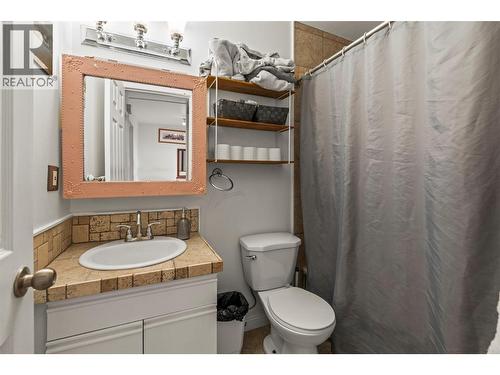3800 40 Avenue Unit# 38, Vernon, BC - Indoor Photo Showing Bathroom