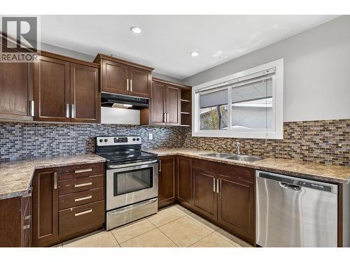 1110 Stockwell Avenue Lot# 2, Kelowna, BC - Indoor Photo Showing Kitchen With Double Sink