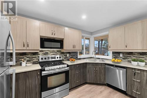 539 Howey, Sudbury, ON - Indoor Photo Showing Kitchen