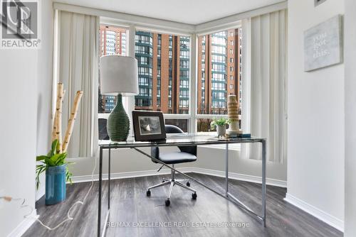201 - 155 Hillcrest Avenue, Mississauga, ON - Indoor Photo Showing Office