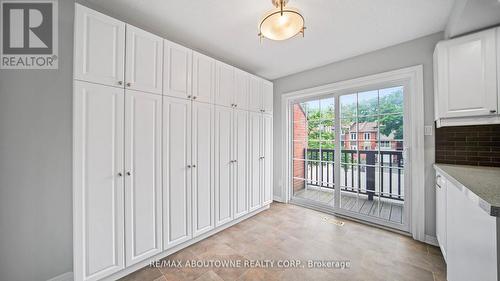 1228 Cornerbrook Place, Mississauga, ON - Indoor