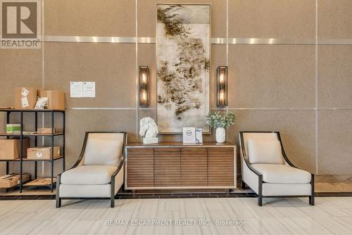 520 - 2486 Old Bronte Road, Oakville, ON - Indoor Photo Showing Other Room