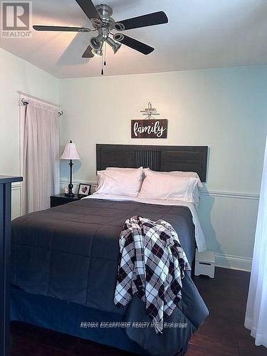 84 Barons Avenue N, Hamilton, ON - Indoor Photo Showing Bedroom