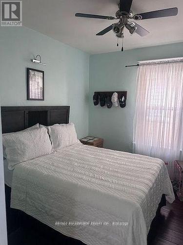 84 Barons Avenue N, Hamilton, ON - Indoor Photo Showing Bedroom