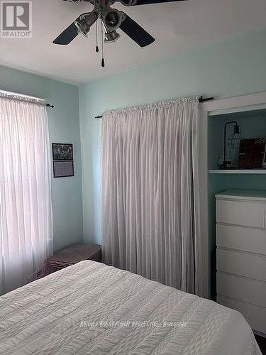 84 Barons Avenue N, Hamilton, ON - Indoor Photo Showing Bedroom