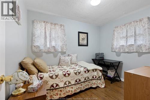 964 Parkview Avenue, Windsor, ON - Indoor Photo Showing Bedroom