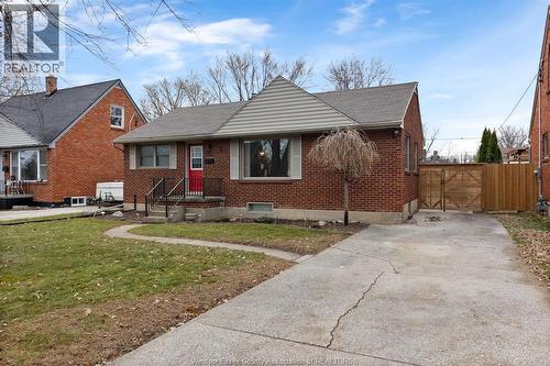 964 Parkview Avenue, Windsor, ON - Outdoor